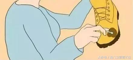 篮球鞋后跟磨脚处理4种方法,男士鞋磨脚后跟最简单的方法