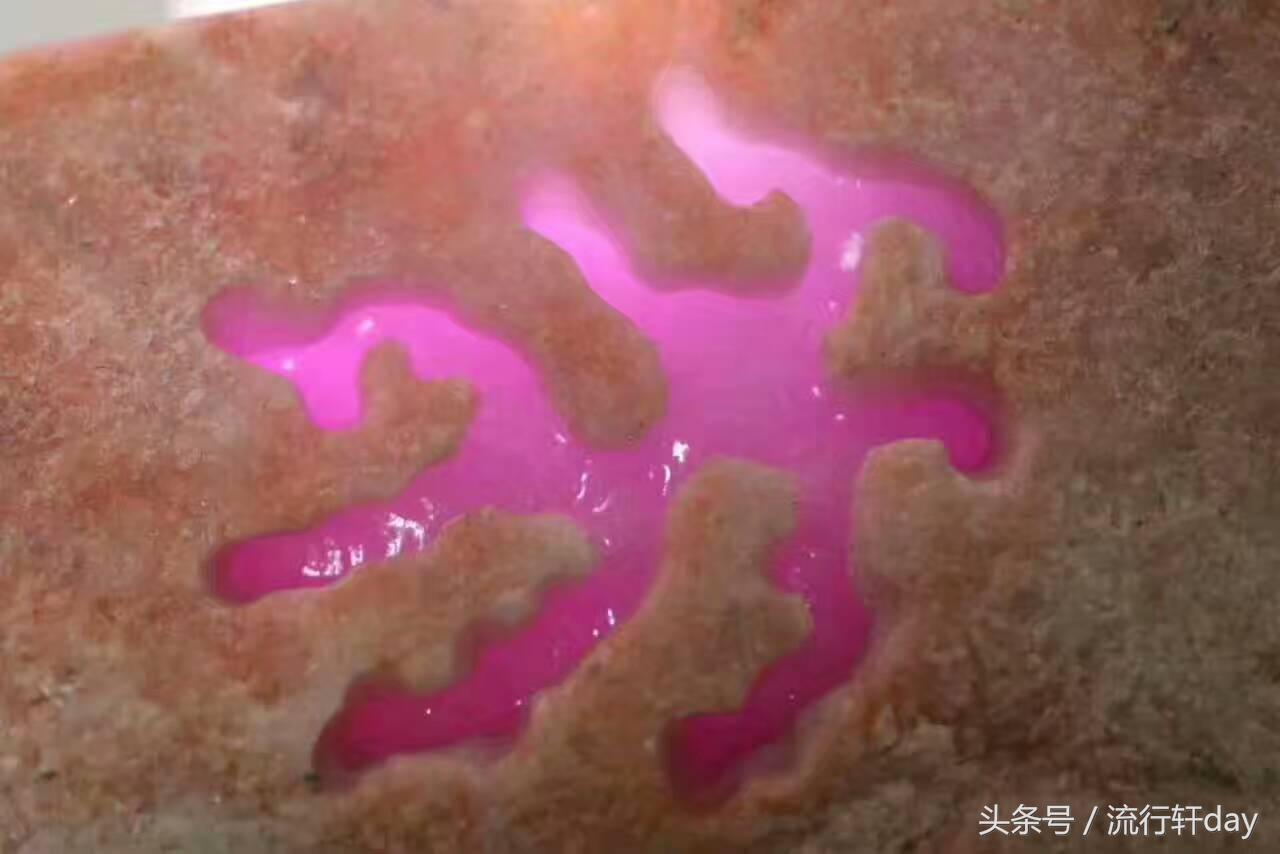 翡翠原石的价值怎么判定,什么样的翡翠原石比较靠谱