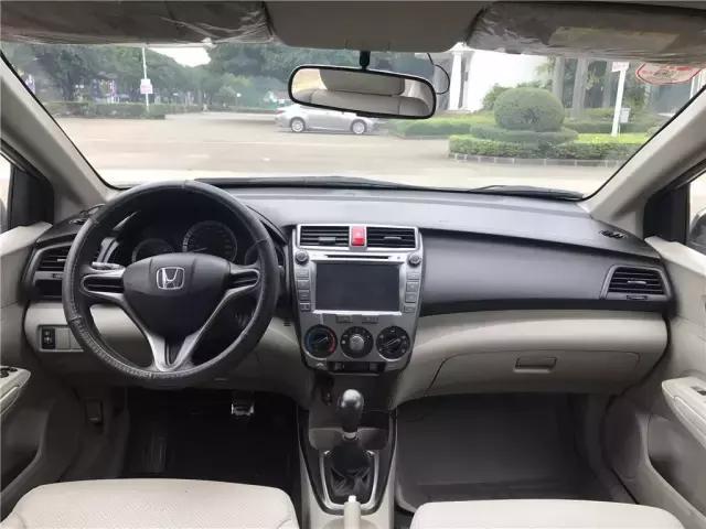 中山本田锋范经典,本田锋范颜值高