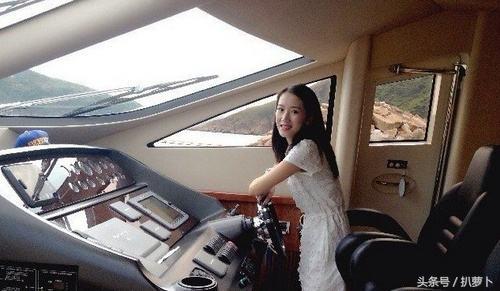 李念谈阔太,阔太李念近照