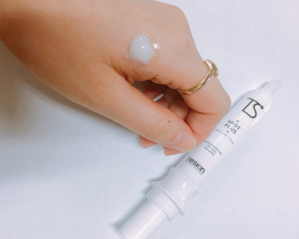 挤完痘痘后怎样防止发炎,挤完痘痘之后怎么处理防止痘坑