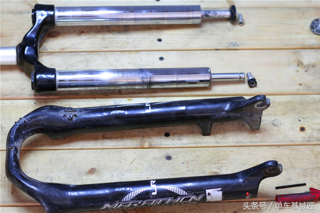 再见Marzocchi马祖奇——某年莫月末日某型号的气叉保养