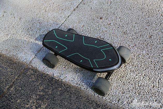 极客丨谷歌地图十周岁!PS3游戏机宣布停产!网络安全法新规