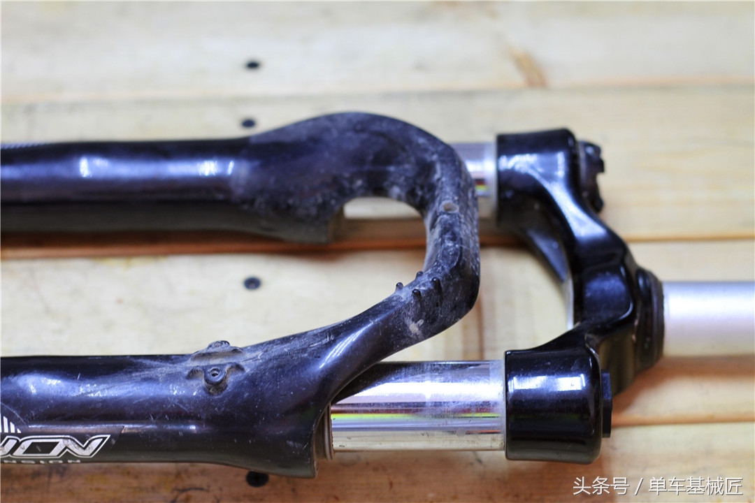 再见Marzocchi马祖奇——某年莫月末日某型号的气叉保养