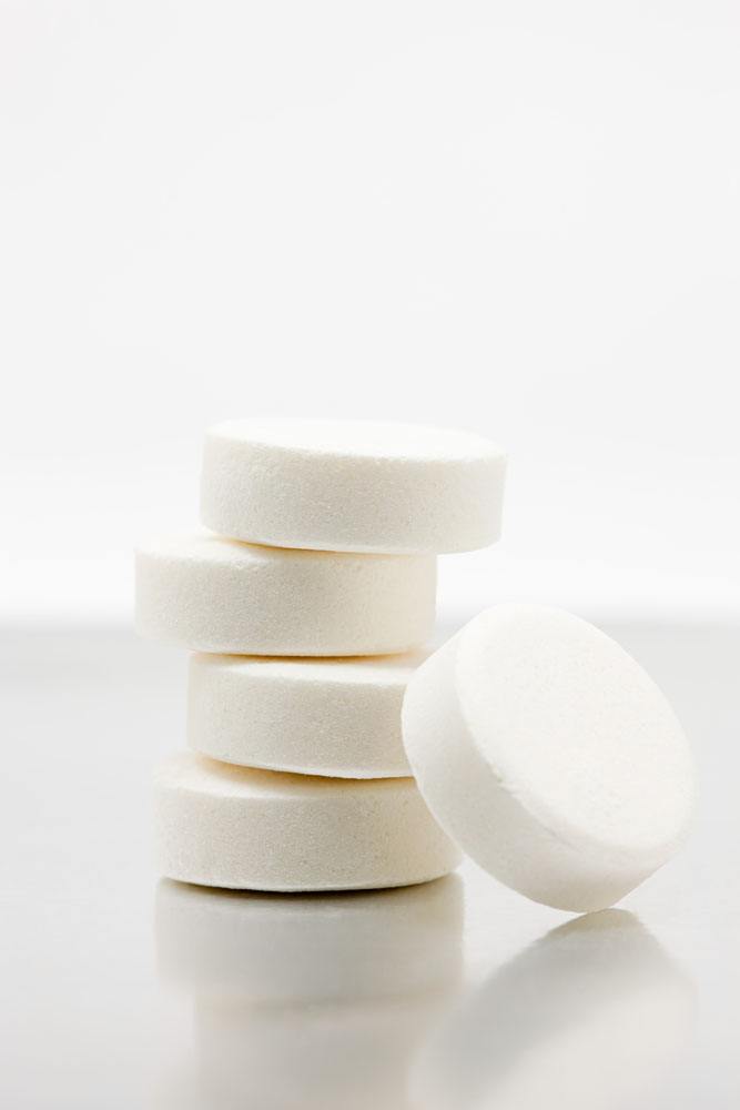 alk突变化疗后吃阿来替尼,肺癌术后alk突变吃药还是化疗