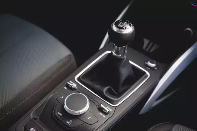 奥迪q2为什么受女性的青睐,奥迪q2的劣势