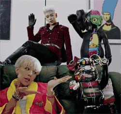 小屁孩才喊*力暴**熊，而我叫他Bearbrick！