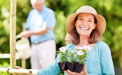 有老年斑有没有办法去除老年斑,老年斑的预防和治疗根除老年斑