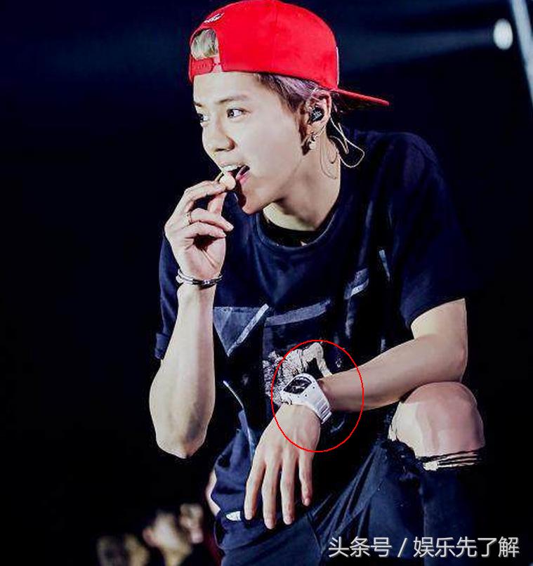 鹿晗到底有多热爱足球,鹿晗特别喜欢踢足球