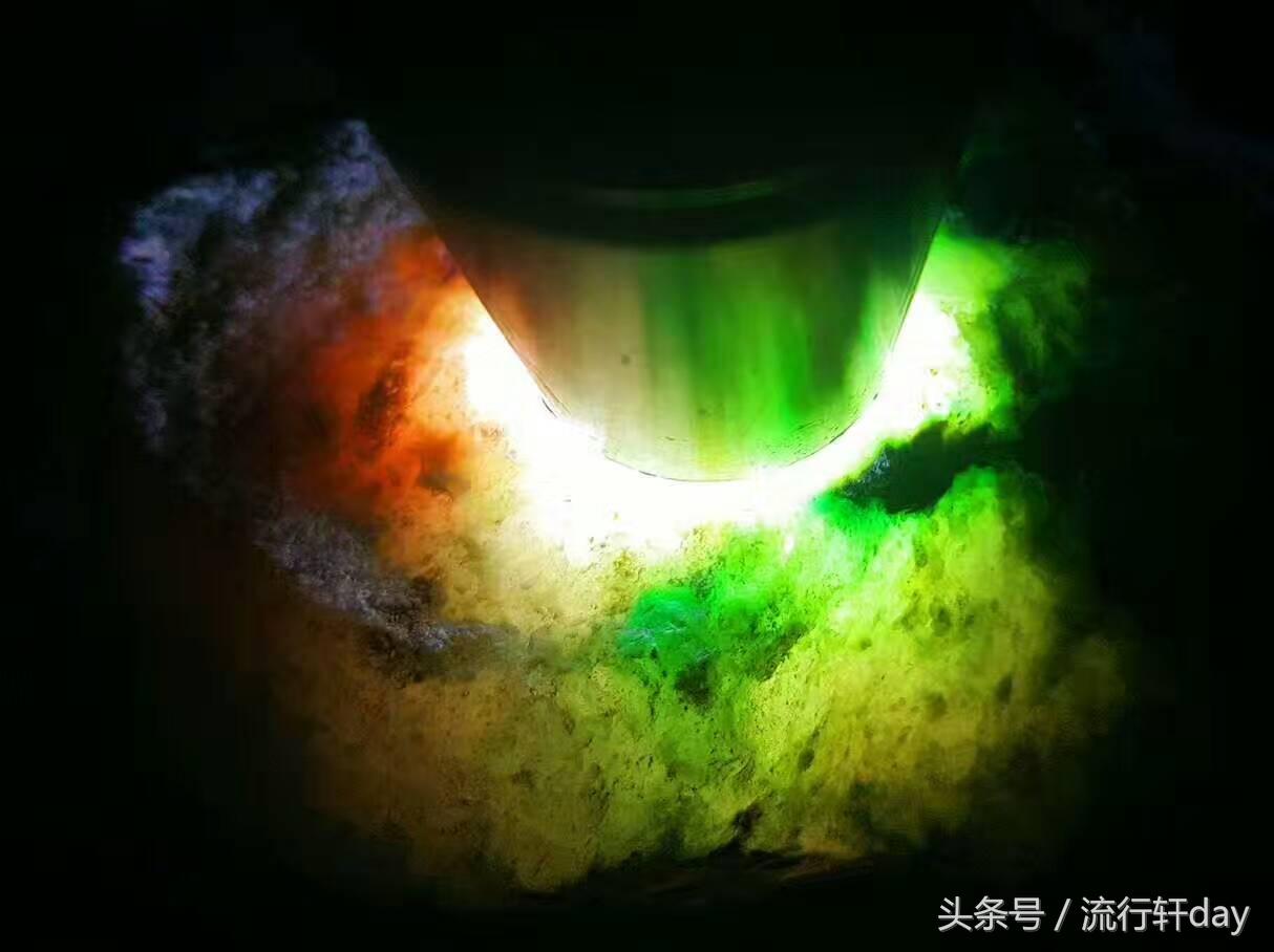 翡翠原石的价值怎么判定,什么样的翡翠原石比较靠谱