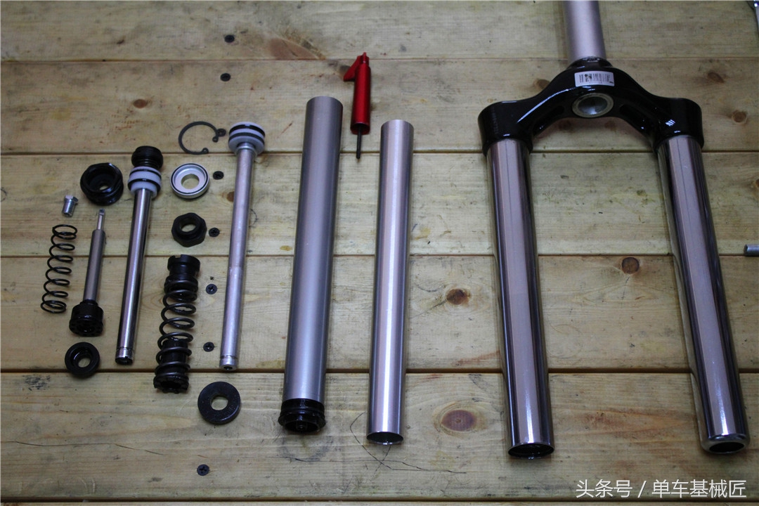 再见Marzocchi马祖奇——某年莫月末日某型号的气叉保养