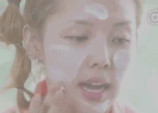 初一男生脸上长痘痘怎么办,男生脸上长痘痘怎么快速消除