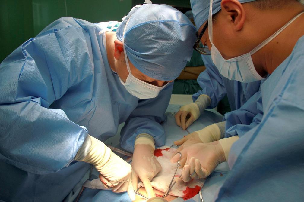 肝硬化晚期的治疗最好的办法,肝硬化晚期怎么治疗最好