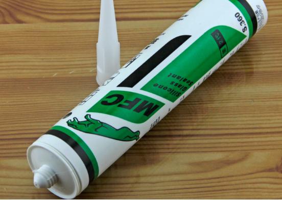 去除玻璃胶最有效的方法,清除玻璃胶用什么方法最好