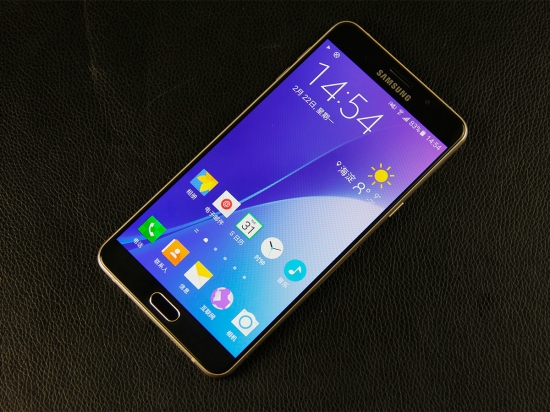 三星galaxya系列最好手机,6.55英寸三星amoled全面屏