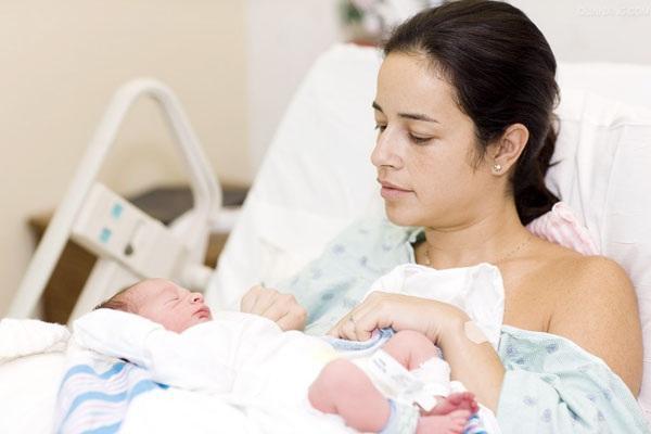 剖宫产没开宫口可以不用坐月子吗,剖宫产没有疤痕