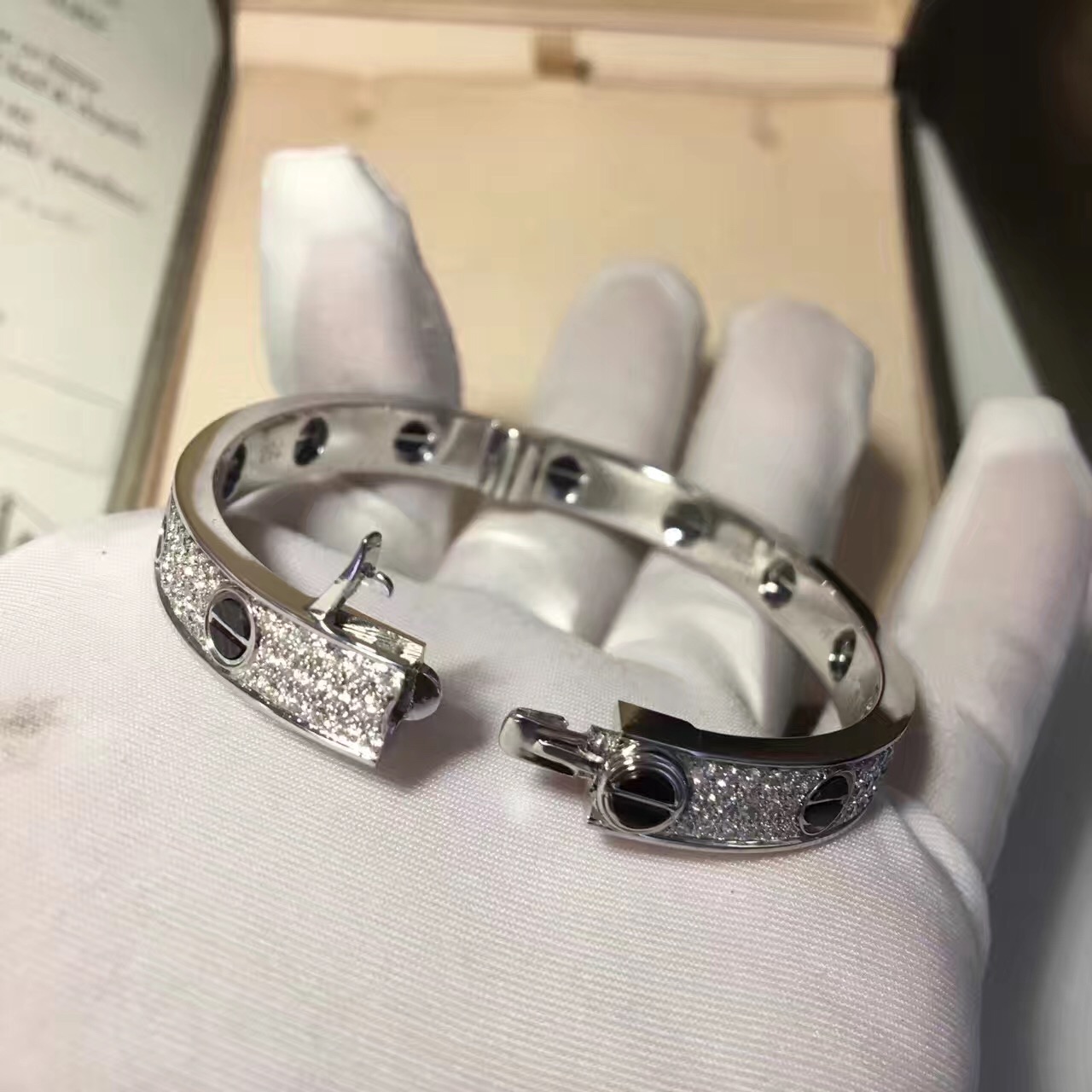 卡地亚全系列大全,卡地亚戒指love系列真假