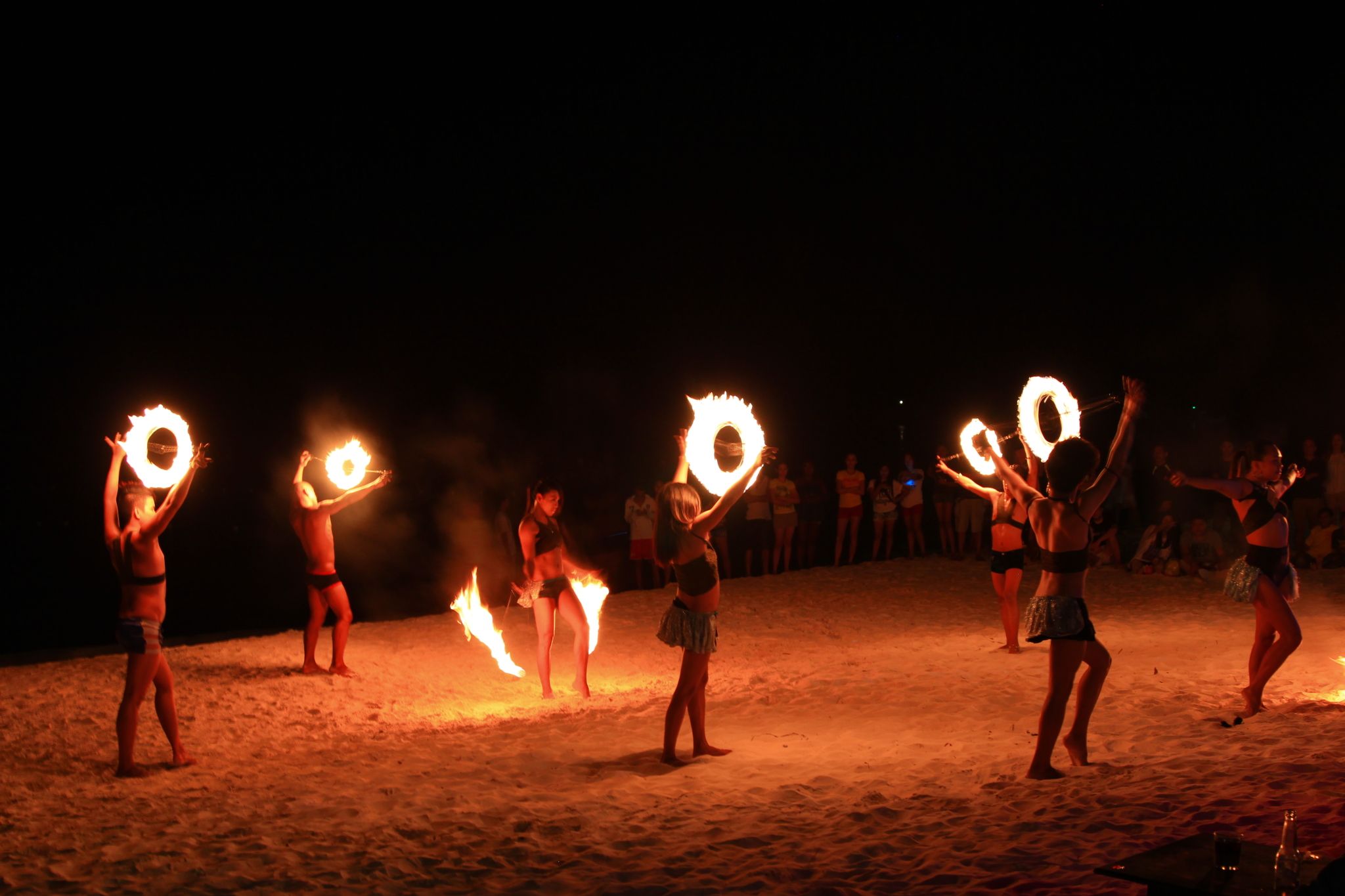 菲律宾靠近马尼拉好玩的地方,菲律宾离中国最近的岛