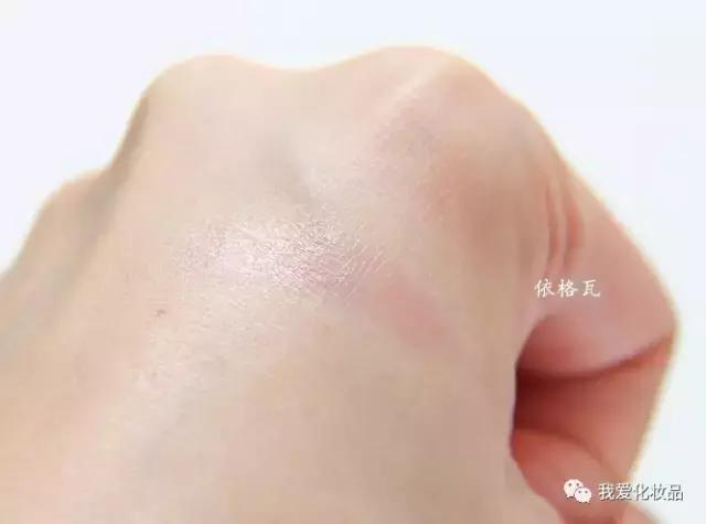 护唇养唇去死皮打底,护唇养唇去死皮唇霜