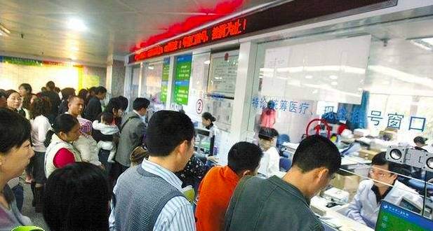 鎹釜瑙掑害鐪嬩腑鍥戒笌缇庡浗,涓鐪嬪尰鐢熺殑宸埆