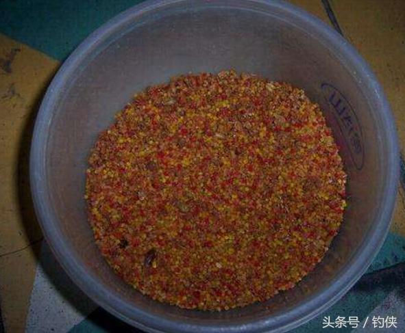 钓鱼鱼饵的秘密,钓鱼饵料内幕水母粉