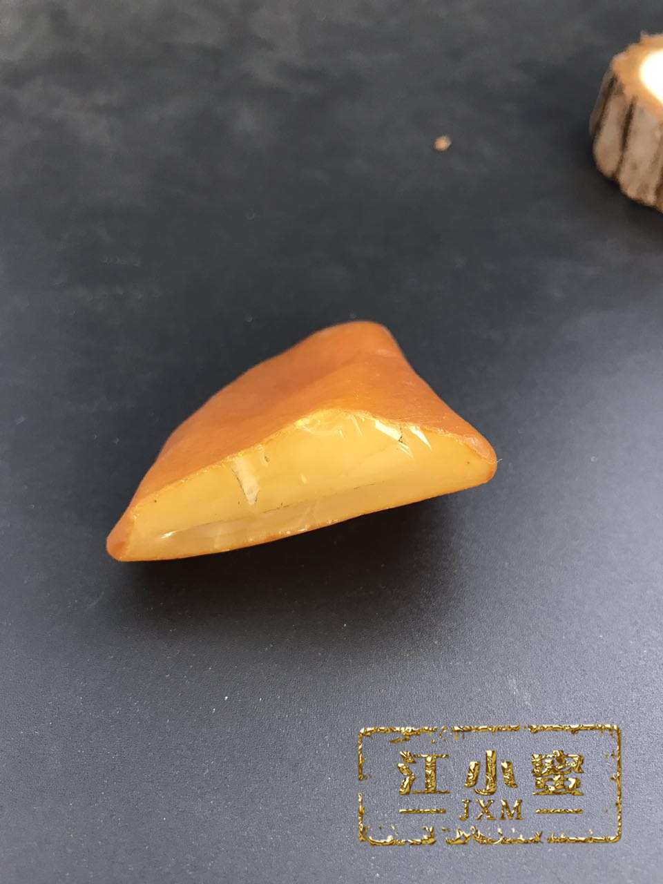 蜜蜡原石,你想知道的都在这里