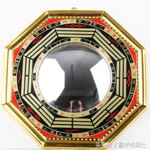 镇宅的八卦镜怎么摆放好,八卦镜是怎么摆放在门上