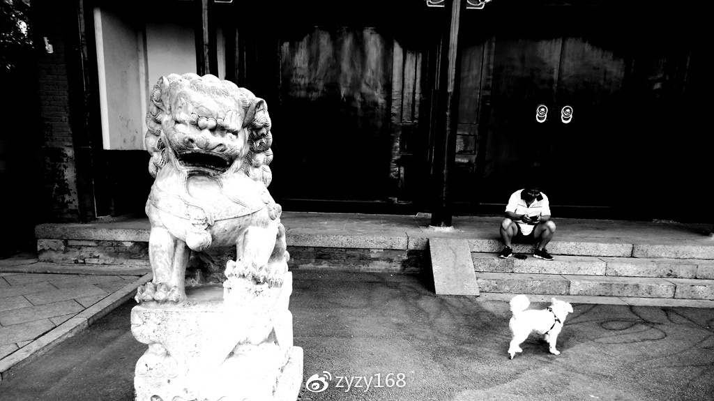 荣耀畅玩716g多少钱,1099元荣耀畅玩30plus