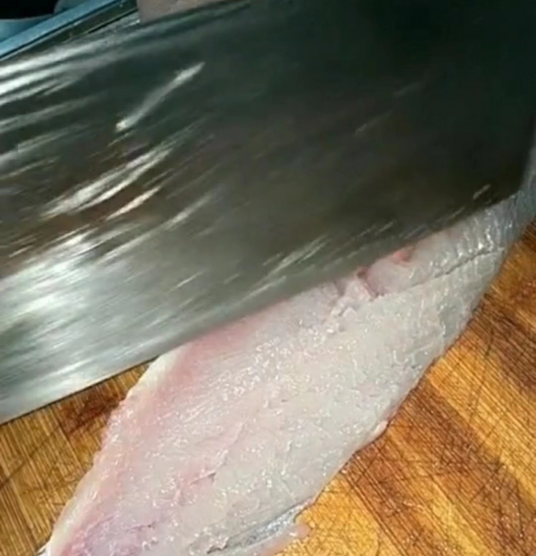 川味糖醋松鼠鱼,糖醋松鼠鱼的家常做法最简单好吃