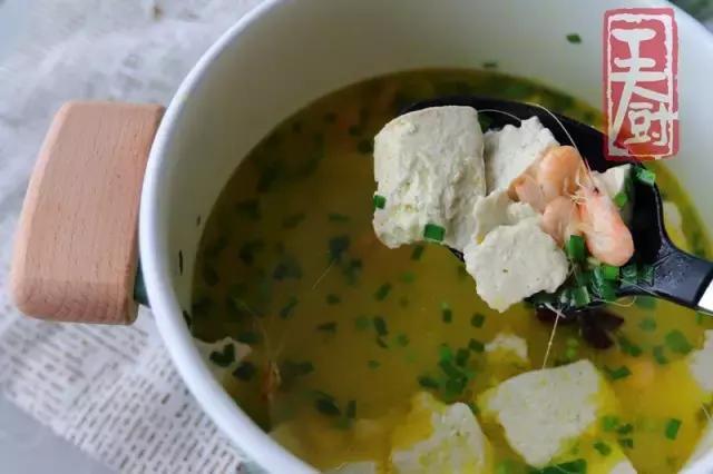 小河虾豆腐,河虾烩豆腐