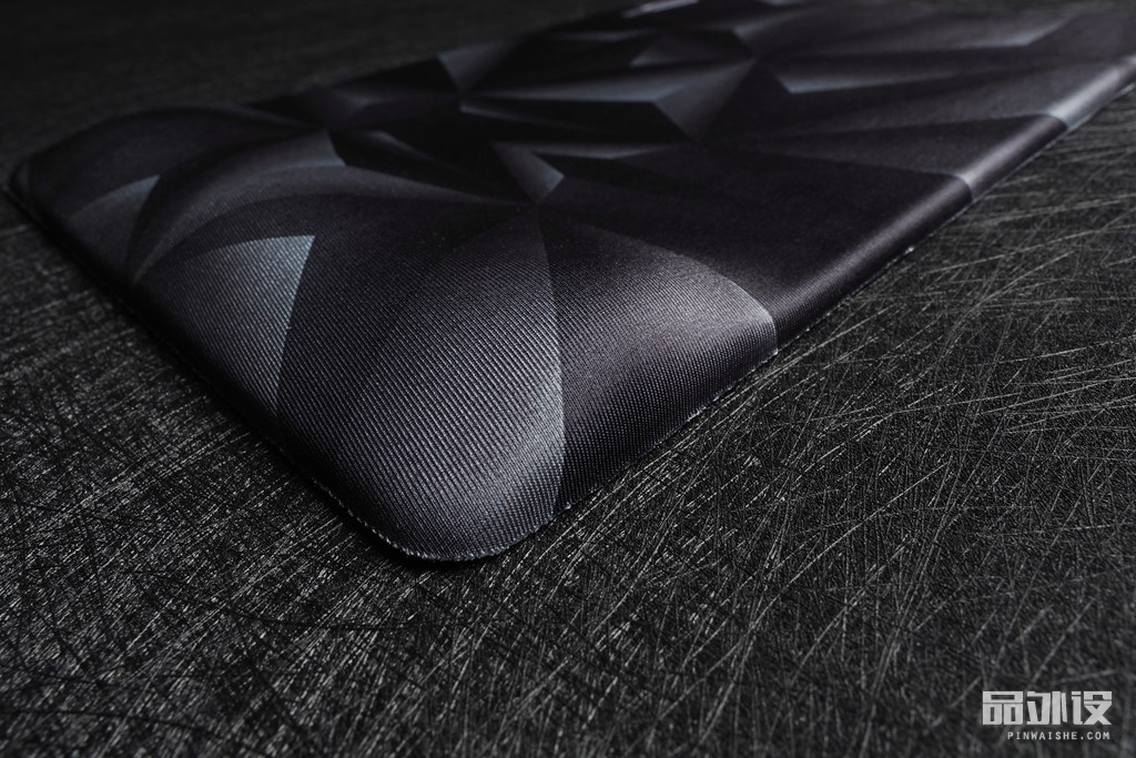 鼠标手腕压不压鼠标垫,手部支撑鼠标垫