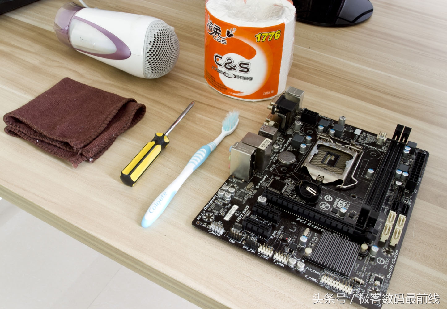 除尘强迫症,端午技嘉B85洗澡记