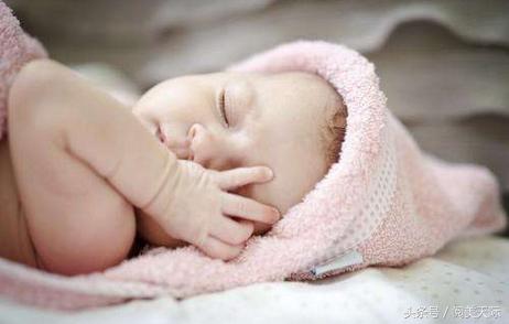 宝宝用尿不湿捂出湿疹怎么办,婴儿每天在空调房间会长湿疹吗