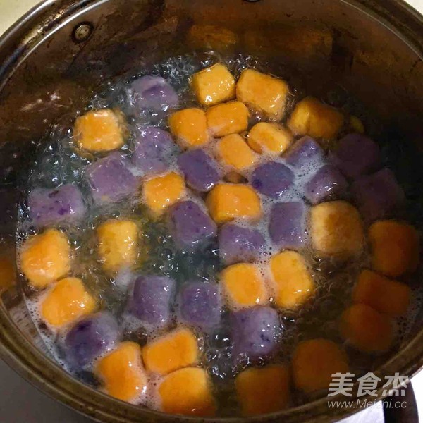 芋圆红豆葡萄干烧仙草椰汁,椰汁红豆西米芋圆露的做法