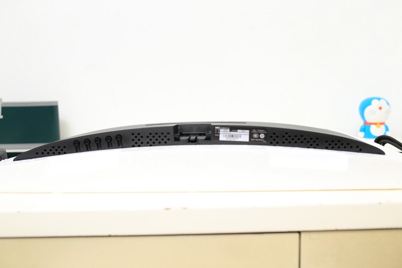 32寸hkc曲面显示器测评,hkc27寸显示器c270曲面