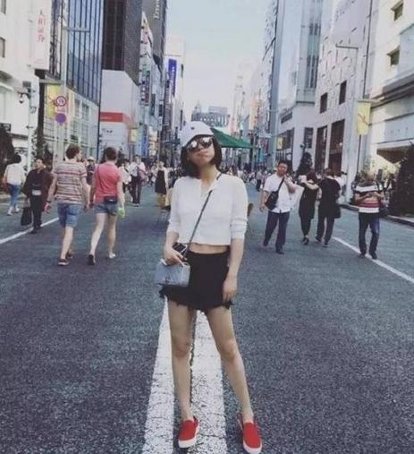 最时髦的棒球帽夏天戴,如何给棒球帽增加潮流感