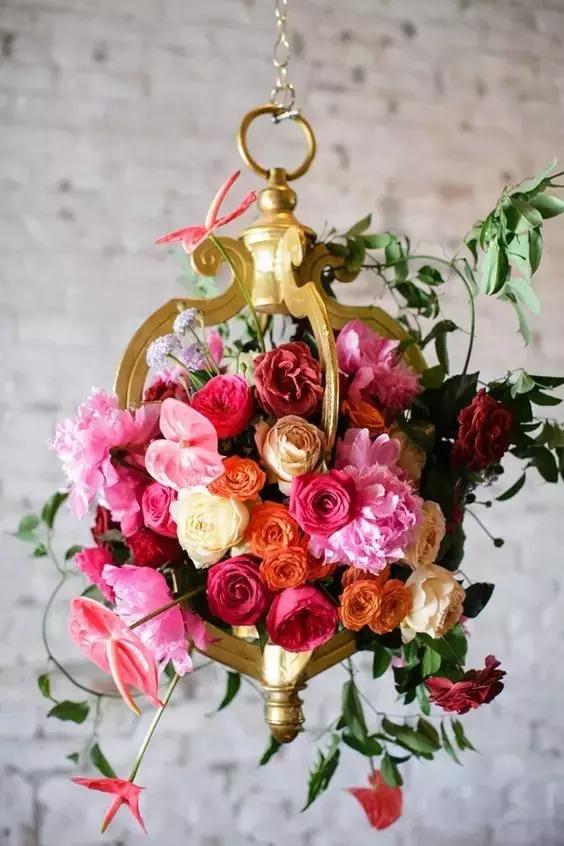 我想学插花有教程吗,学插花怎么学