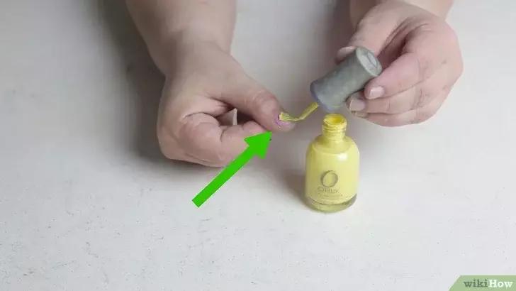 如何不用卸甲油快速洗掉指甲油,不用洗甲水如何去掉指甲油