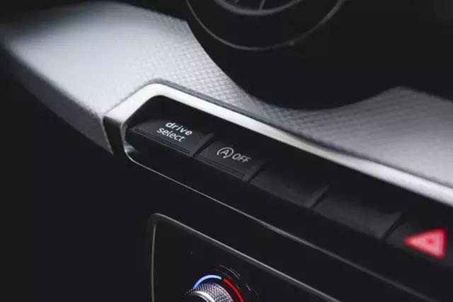 奥迪q2为什么受女性的青睐,奥迪q2的劣势