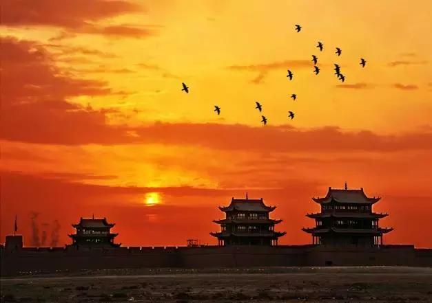 新疆南北疆大环线风景旅游专列,北京去新疆沿途风景