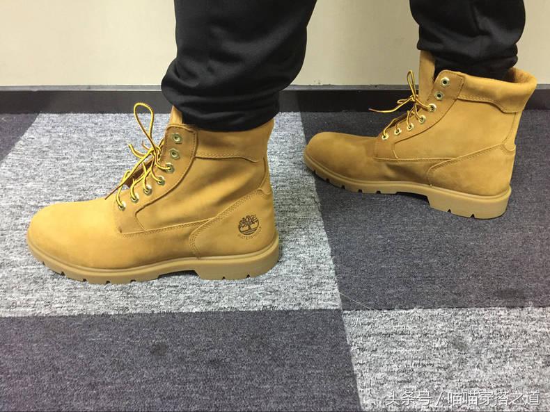 jeep大黄靴对比添柏岚,添柏岚大黄靴logo深浅