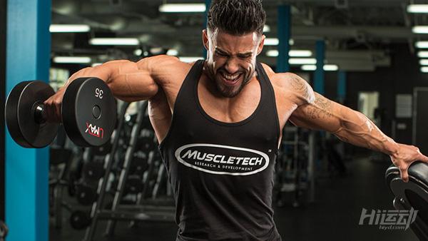 侧平举到底怎么练才不伤肩,侧平举练肩的正确方法