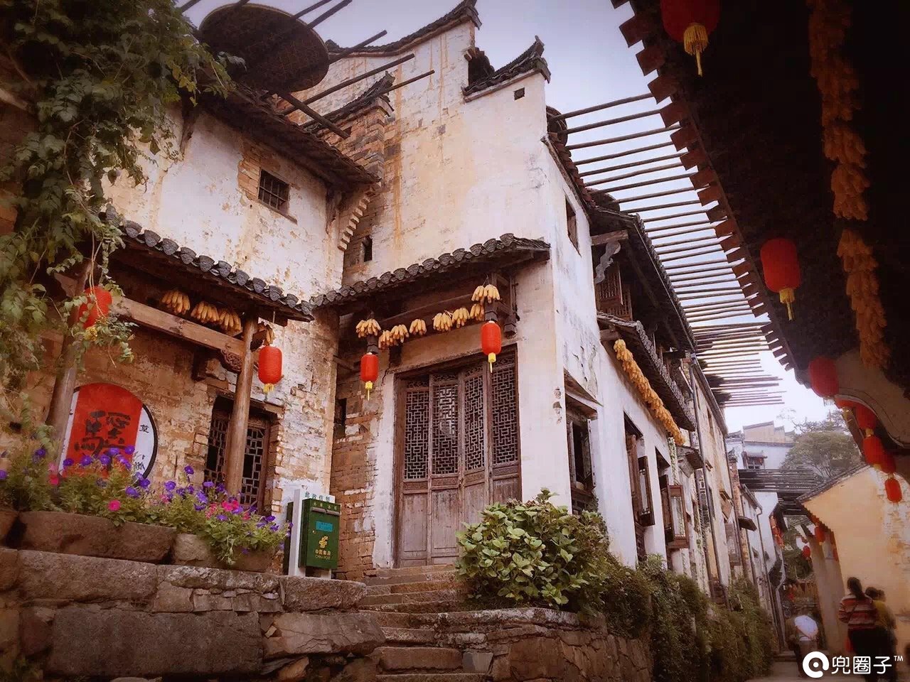 欢乐颂2谢童关关和好片段,欢乐颂2关关谢童去迪士尼玩