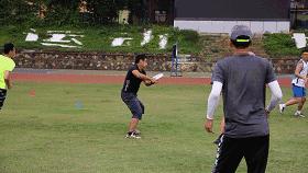 在接触极限飞盘前，很难想象世界上存在不需要裁判的集体竞技运动