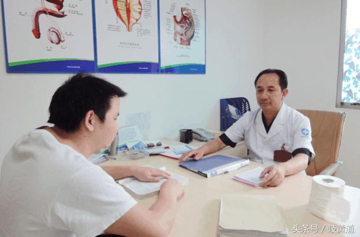 小伙*裤内**裆部总会破个洞，猴哥为放尾巴，他的原因尴尬啦