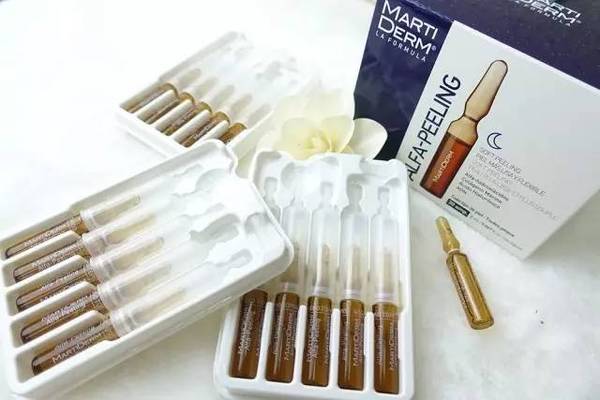 走红毯前一套安瓶,抽烟喝酒熬夜的明星离不开的小秘诀