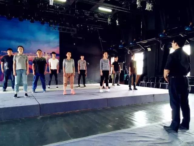 话剧《大码头》排练进行时