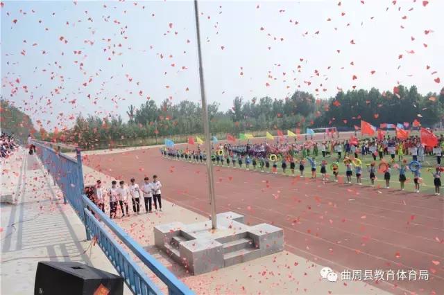 庆六一惊艳全场,足球六一节表演视频直播