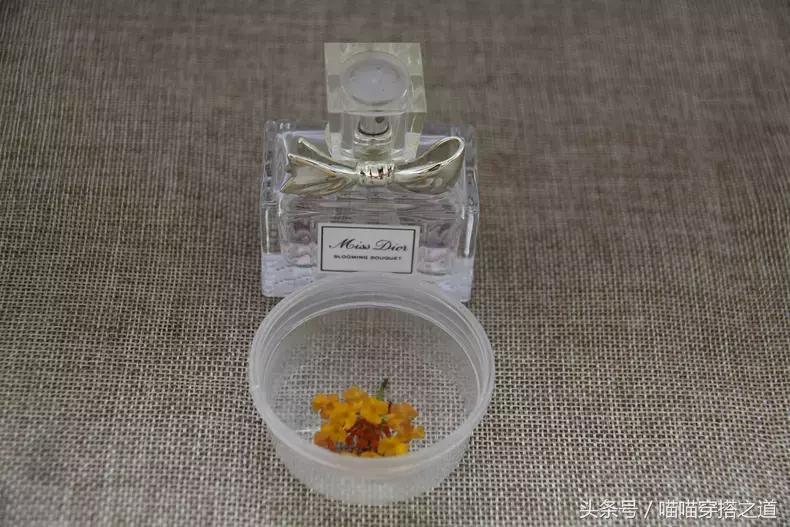 真人实测：这款小*香众**水竟然完胜大牌！