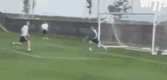 top10足球比赛视频,足球小罗的21个经典操作